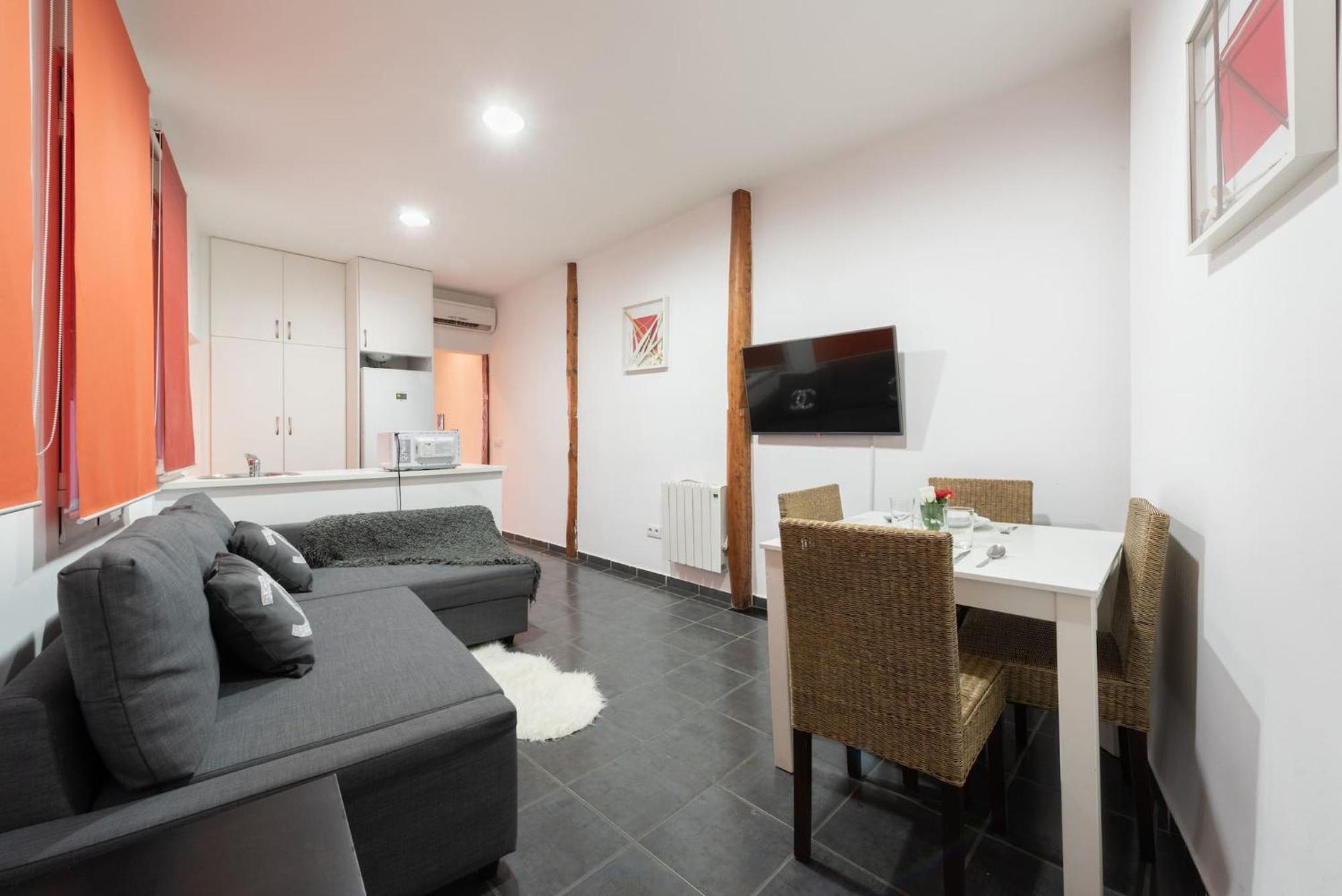 Apartamentos Day Madrid Plaza De Espana Centro Gran Via Sol Malasana Eksteriør billede