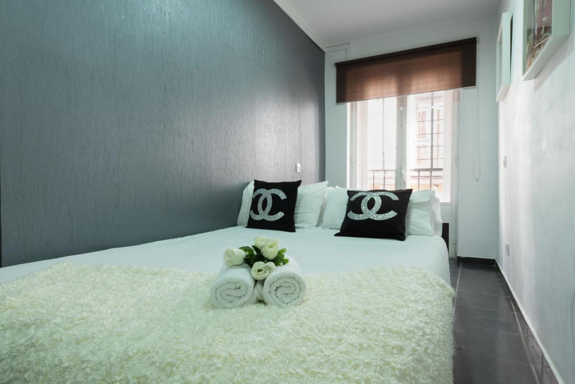 Apartamentos Day Madrid Plaza De Espana Centro Gran Via Sol Malasana Eksteriør billede
