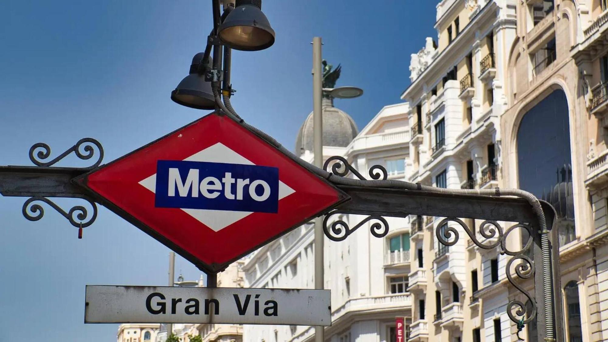 Apartamentos Day Madrid Plaza De Espana Centro Gran Via Sol Malasana Eksteriør billede